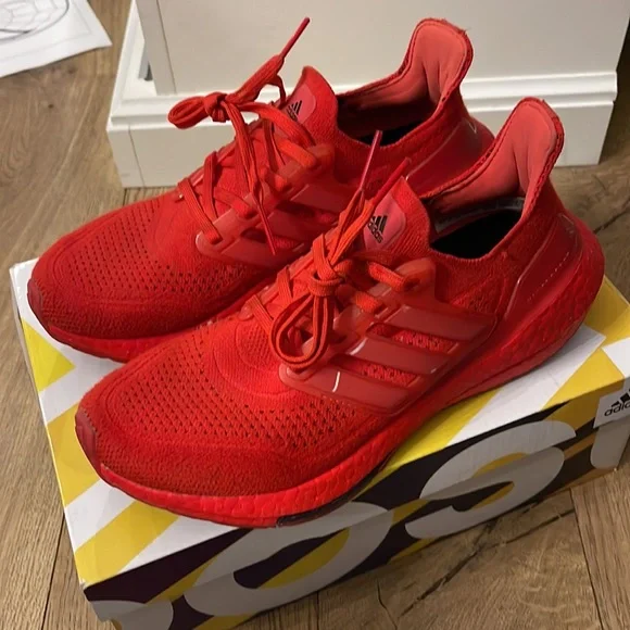 Adidas Ultraboost Sz 5.5y - Picture 3 of 7